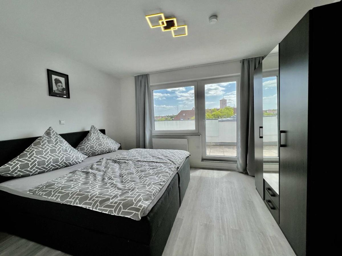 Nujen- Hotel Und Apartment Stuttgart Zuffenhausen Extérieur photo