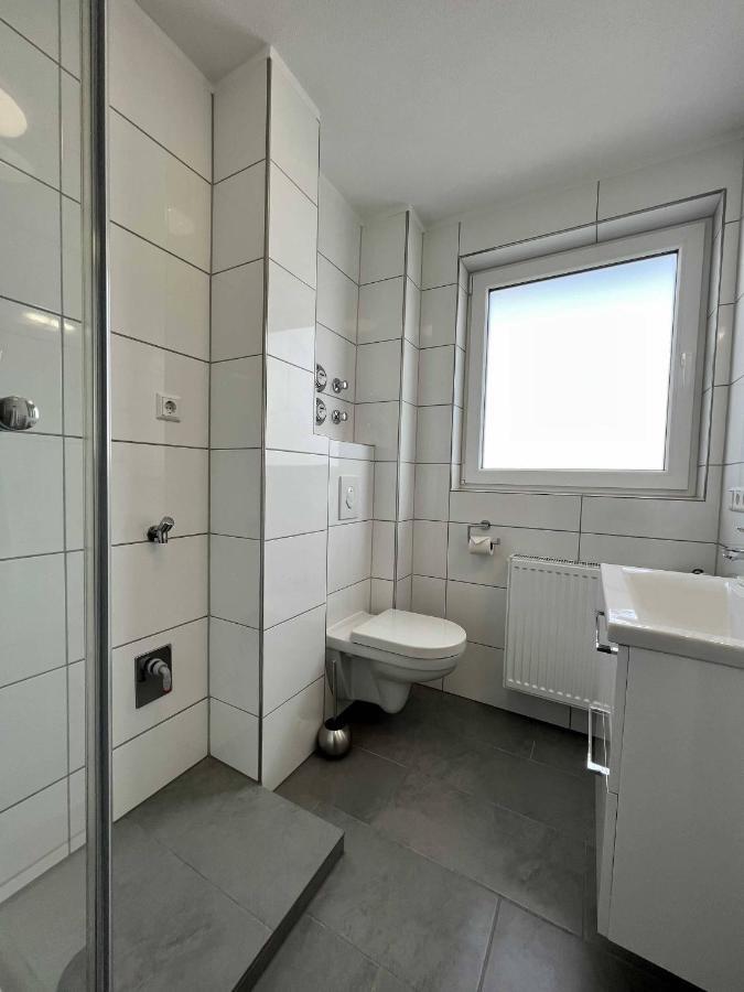 Nujen- Hotel Und Apartment Stuttgart Zuffenhausen Extérieur photo